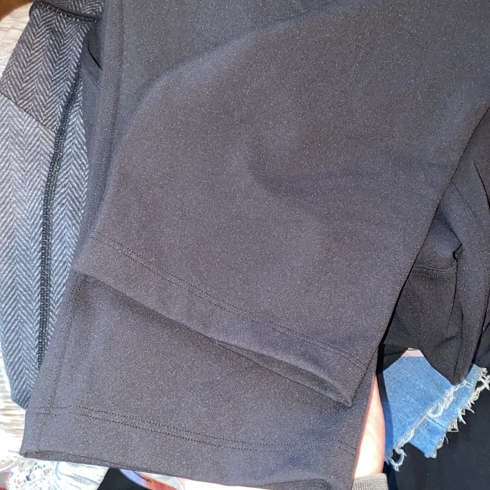 Lululemon joggers - Picture 6 of 6
